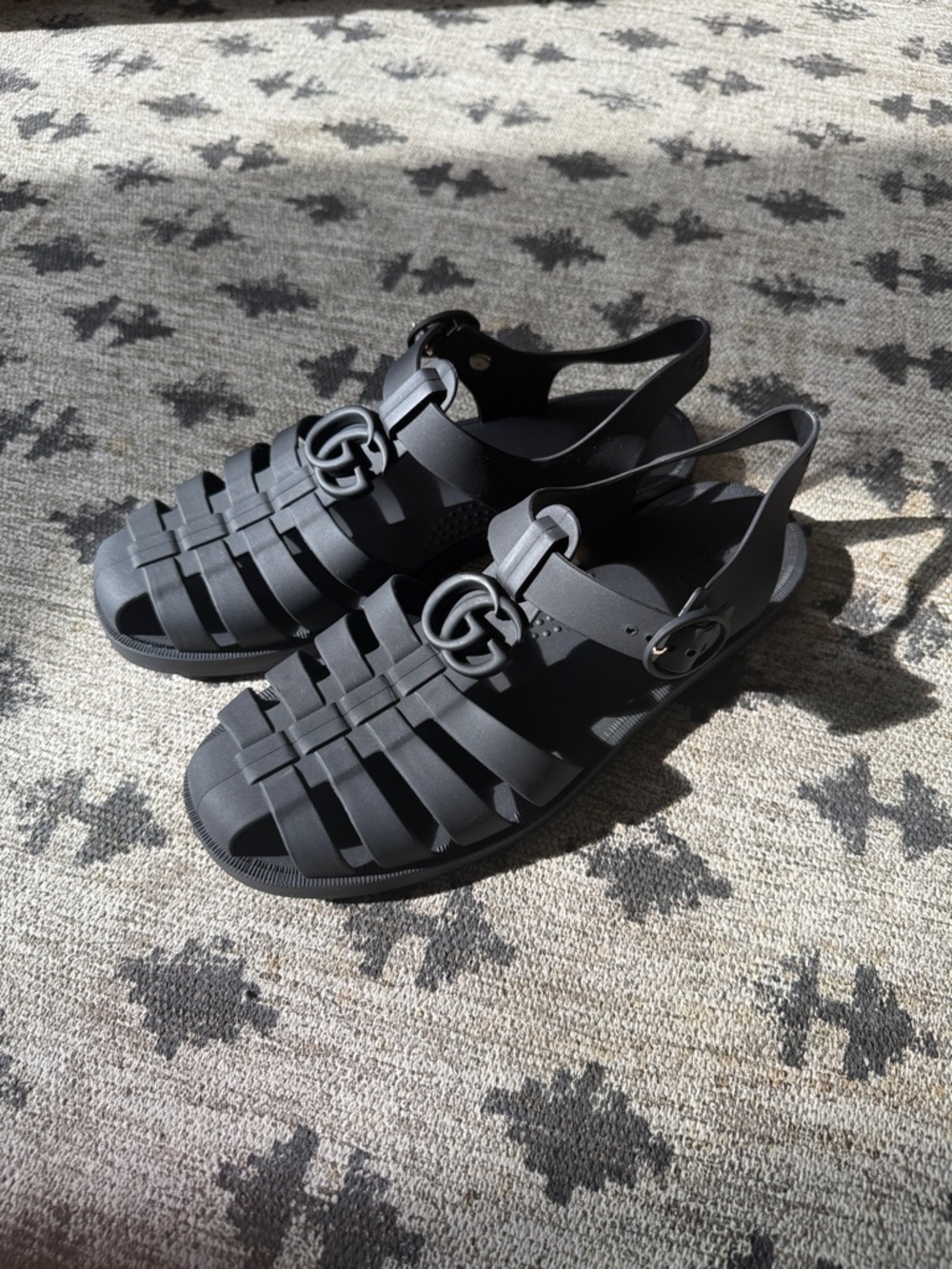 Gucci Black rubber  Sandals with Interlocking Logo